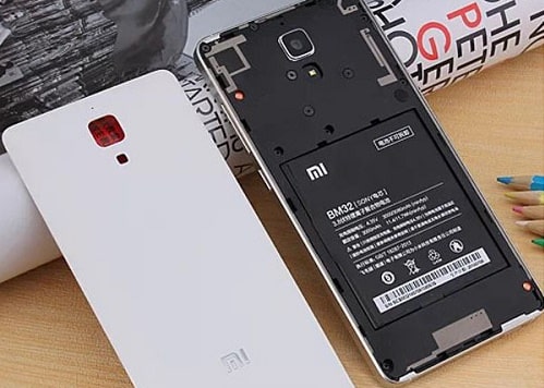 Thay Pin là biện pháp triệt để để khắc phục sự cố Xiaomi Mi4 bị reset